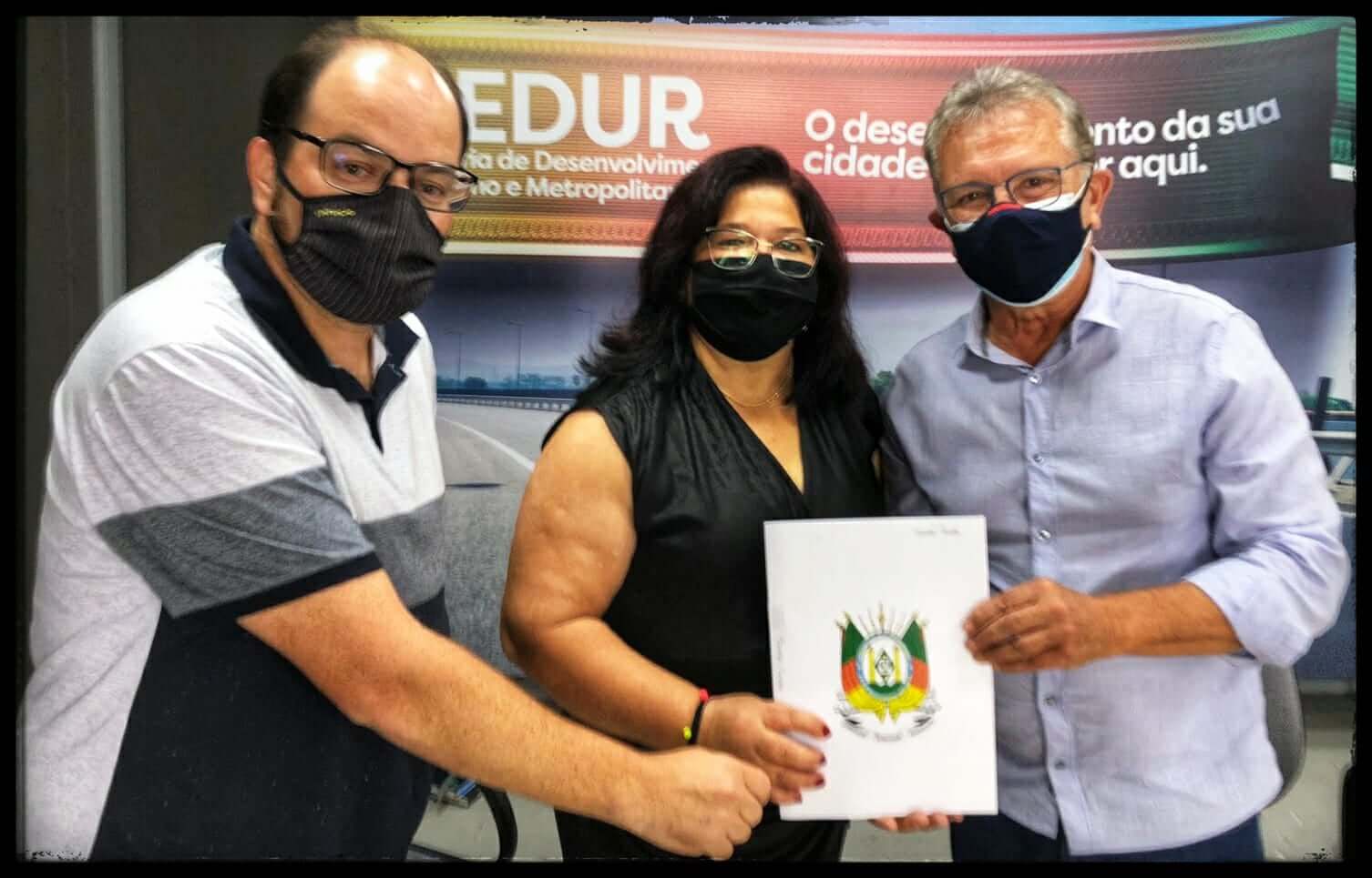 VICE-PREFEITA ASSINOU CONVÊNIO 